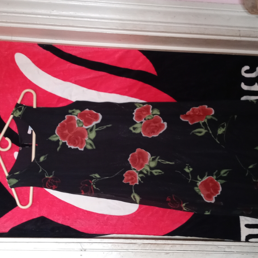 Black sleeve-less flowy dress w/ red roses, girls size 16